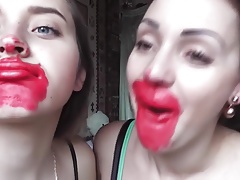 Messy Lipstick Kissing!