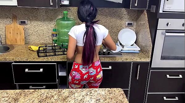 Delicious Stepdaughter Shows Off Her Big Ass in Webcam Video