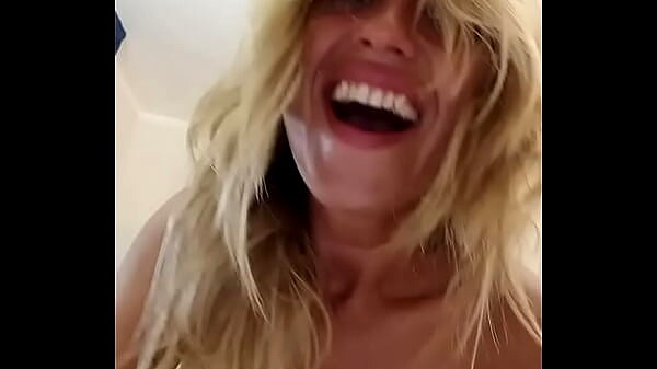 Pleasure’s Intense Amateur Orgasm with Incredible Facial Expressions
